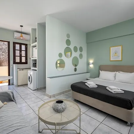 Cleomenes Old Town Apartment